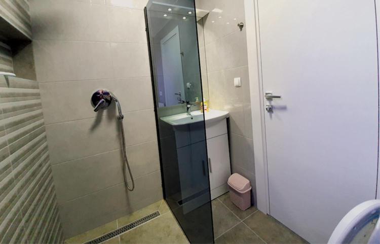 Apartmani Kurjakovic - 푸나트 외부 사진