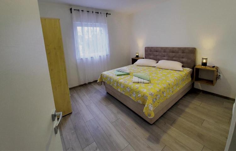Apartmani Kurjakovic - 푸나트 외부 사진