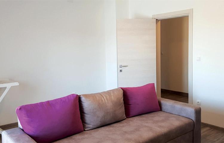Apartmani Kurjakovic - 푸나트 외부 사진