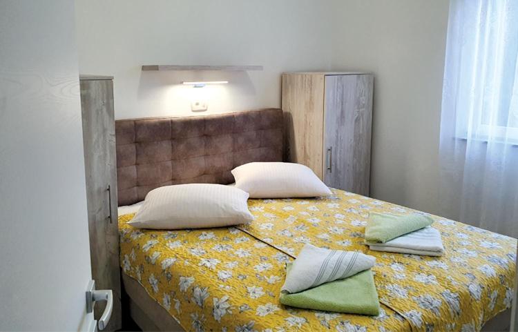 Apartmani Kurjakovic - 푸나트 외부 사진