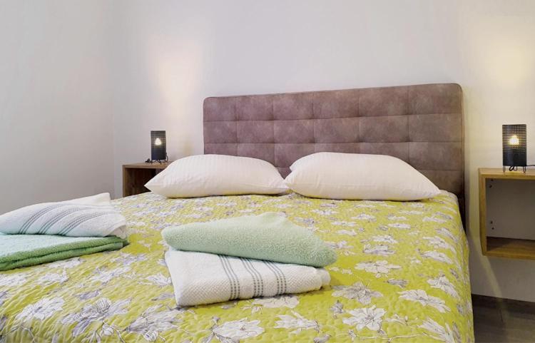 Apartmani Kurjakovic - 푸나트 외부 사진