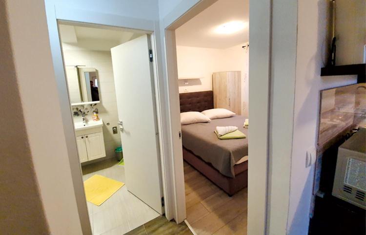 Apartmani Kurjakovic - 푸나트 외부 사진