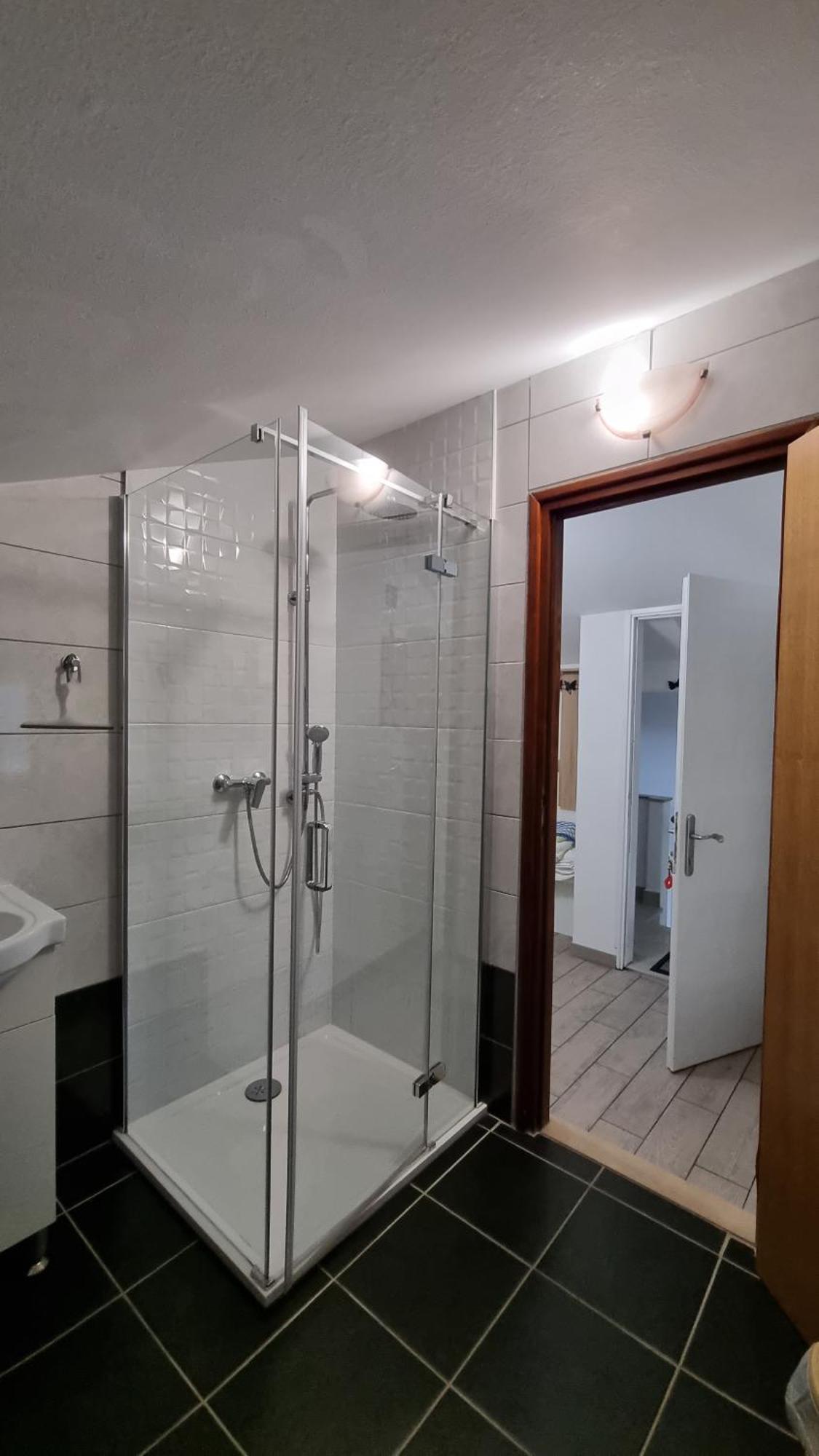 Apartmani Kurjakovic - 푸나트 외부 사진